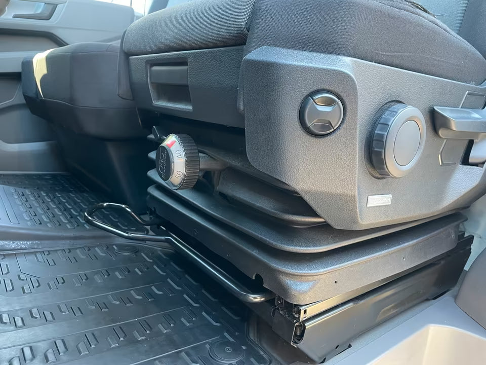 VW Crafter 3,5 t Koffer mit Hebebühne TDI Transporter Automatik