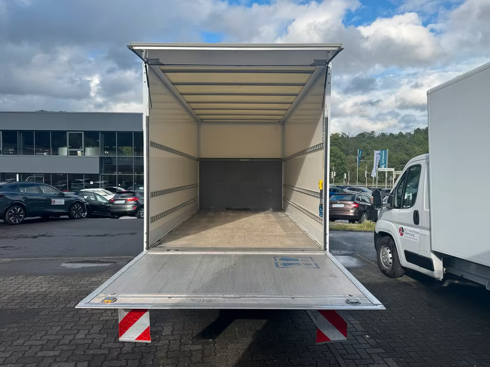 VW Crafter 3,5 t Koffer mit Hebebühne TDI Transporter