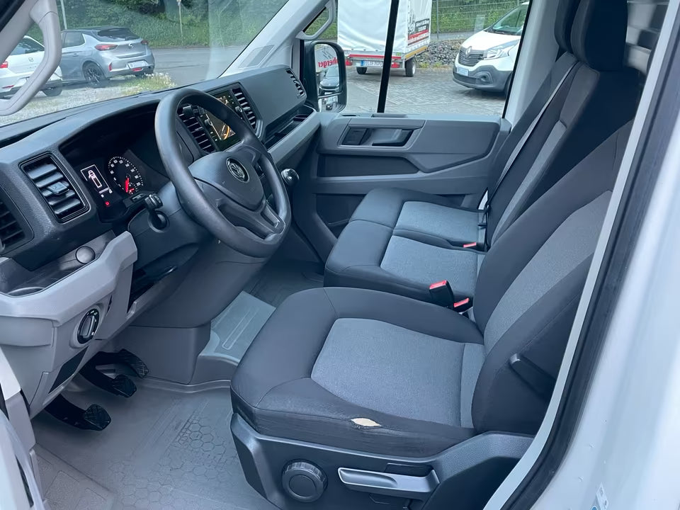 VW Crafter 3,5 t Koffer mit Hebebühne TDI Transporter